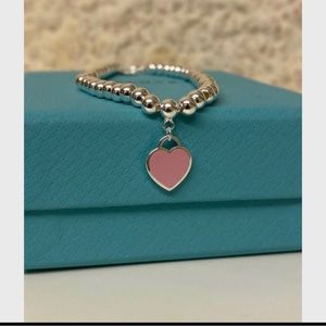 Tiffany pink heart beaded bracelet